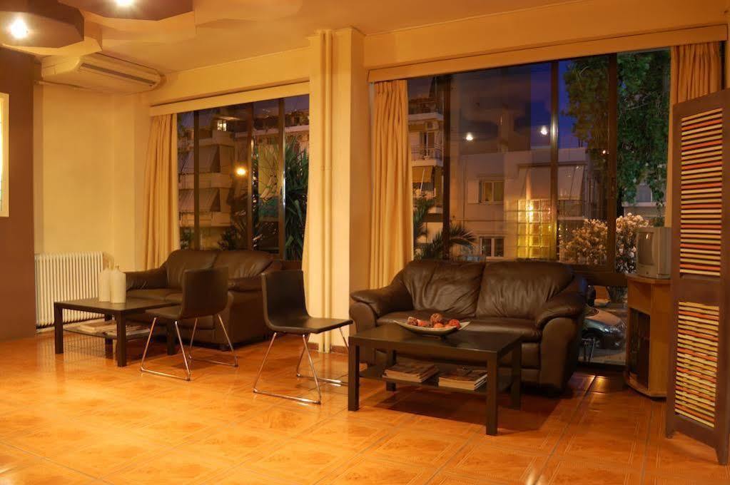 Hotel Platon 3*