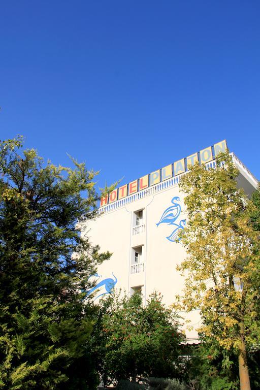 Hotel Platon 3*
