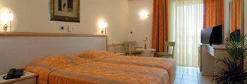 Platon Hotel 3*